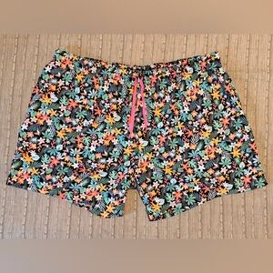 Men’s Chubbies Mesh Lined Swim Trunks - Floral Size 3XL - 5.5” Inseam